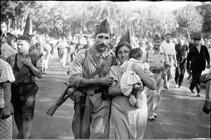 Salida de milicias hacia el frente, Barcelona, julio de 1936