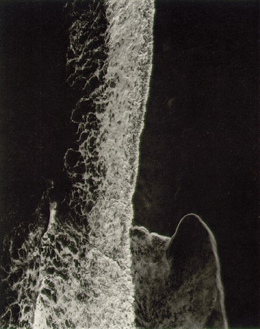 Minor White - Surf vertical