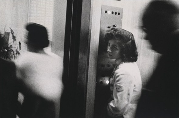 Robert Frank - Elevator, Miami Beach (1955) 