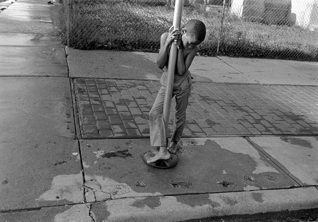 Mark Steinmetz - Chicago, Illinois, 1990 (de su libro Summertime)