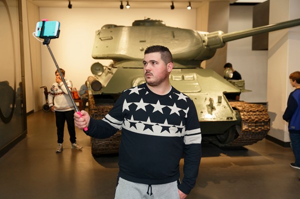 Martin Parr - GB. England. London. Imperial War Museum. 2015.