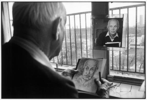 Martine Franck - FRANCE. Paris. French photographer Henri CARTIER-BRESSON. 1992.